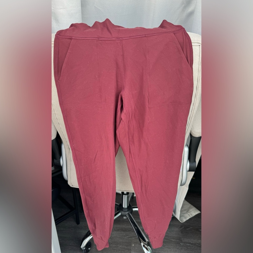 Lululemon align jogger 28”